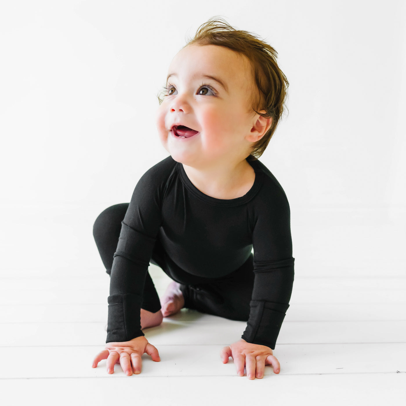 Crescent Zippy - Black Bamboo Viscose Crescent Zippy